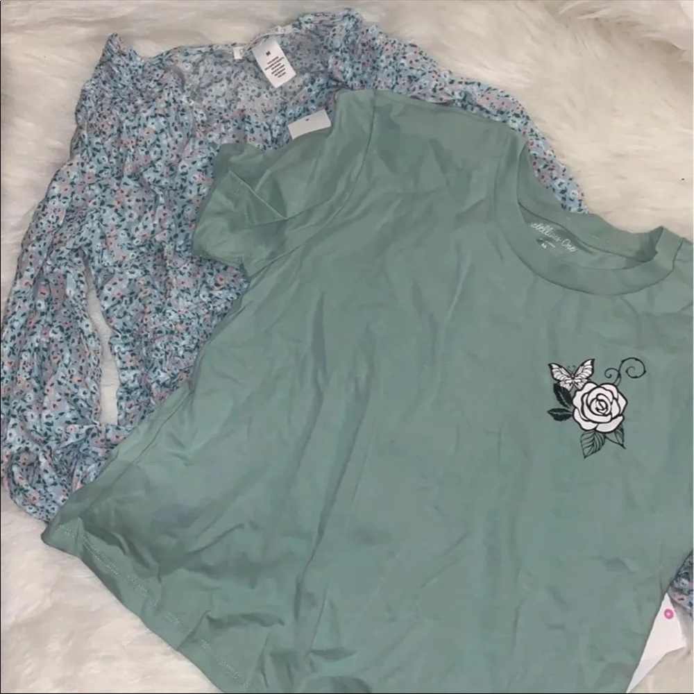 Womens tops